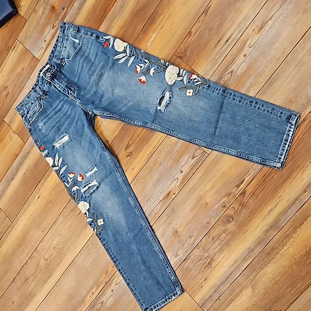 O2 unique denim jeans